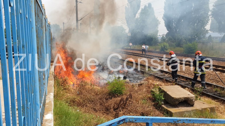 imagini de la eveniment incendiu violent pe calea ferata din zona bulevardului ic bratianu din constanta imagini de la eveniment incendiu violent pe calea ferata din zona bulevardului ic bratianu din constanta