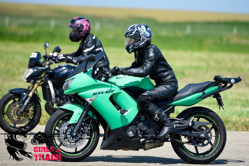 frumoasele care au imblanzit bestiile gratii pe motocicleta la girls on track 2 un eveniment organizat