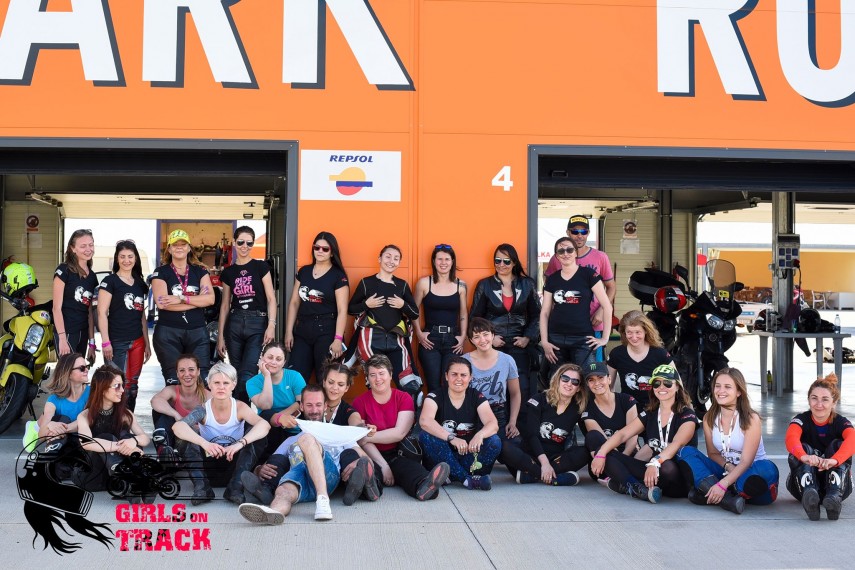 frumoasele care au imblanzit bestiile gratii pe motocicleta la girls on track 2 un eveniment organizat
