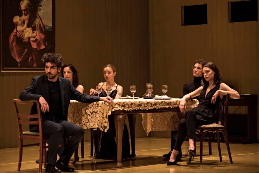 spectacole semnate de mari regizori romani la festivalul international de teatru miturile cetatii galerie spectacole semnate de mari regizori romani la festivalul international de teatru miturile cetatii galerie