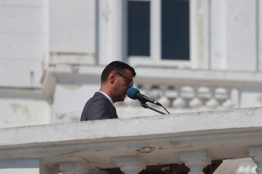 ziua drapelului national marinarii militari la ceremoniile organizate azi la constanta 694473 ziua drapelului national marinarii militari la ceremoniile organizate azi la constanta 694473