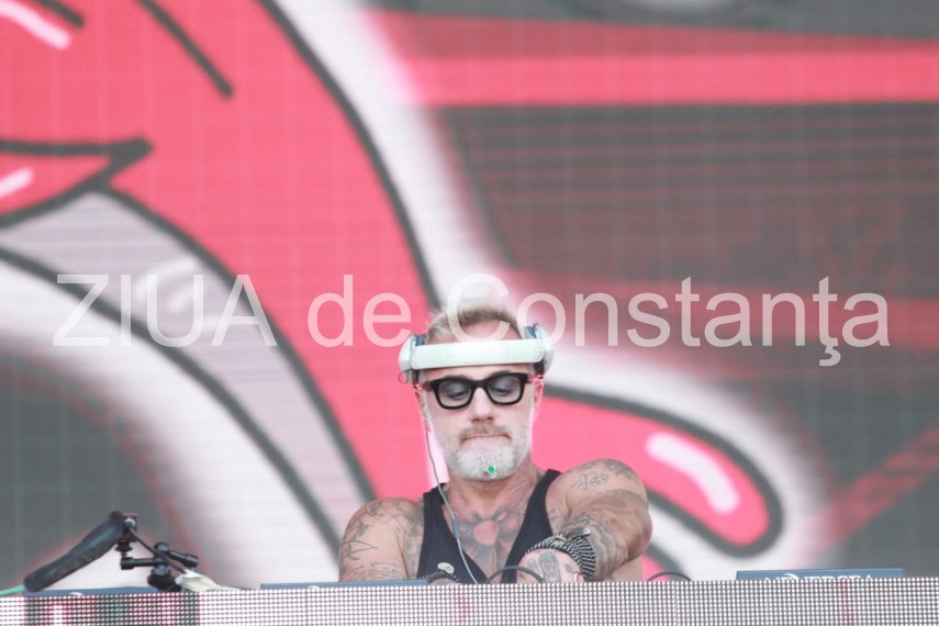 neversea 2019 ultima seara ce artisti vor urca pe scenele amplasate pe plaja modern din constanta galerie neversea 2019 ultima seara ce artisti vor urca pe scenele amplasate pe plaja modern din constanta galerie