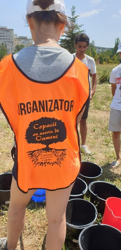 voluntarii constanta restart actiune de intretinere a copacilor plantati recent in ovidius park galerie voluntarii constanta restart actiune de intretinere a copacilor plantati recent in ovidius park galerie