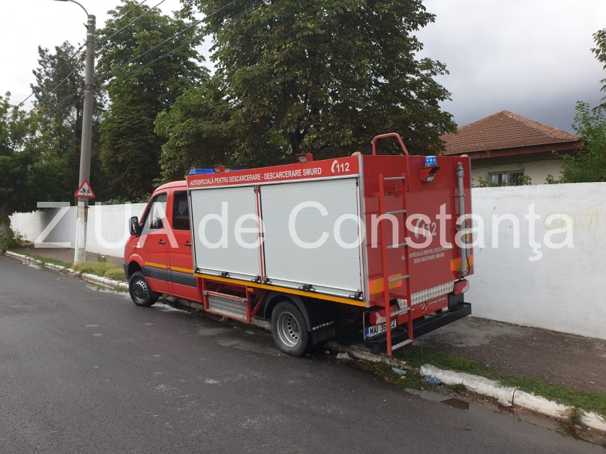 constanta accident la intersectia strazilor medeea cu petre poni o victima 695389 constanta accident la intersectia strazilor medeea cu petre poni o victima 695389