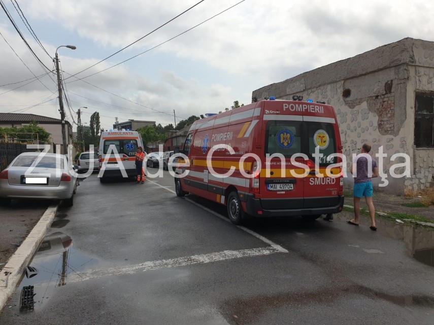 constanta accident la intersectia strazilor medeea cu petre poni o victima 695389 constanta accident la intersectia strazilor medeea cu petre poni o victima 695389