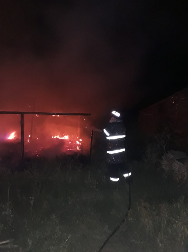 incendiu in judetul tulcea unde si cu ce forte de interventie actioneaza pompierii 695830 incendiu in judetul tulcea unde si cu ce forte de interventie actioneaza pompierii 695830