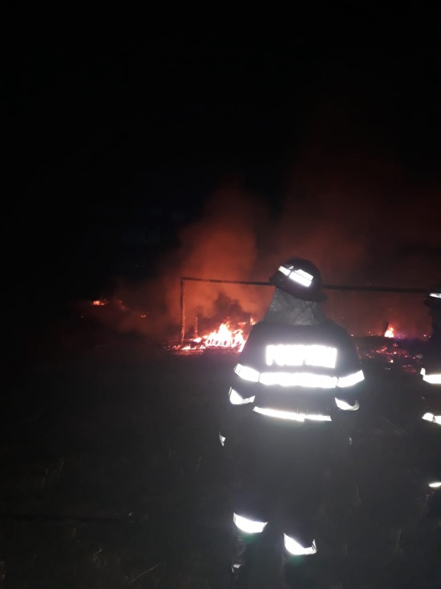 incendiu in judetul tulcea unde si cu ce forte de interventie actioneaza pompierii 695830 incendiu in judetul tulcea unde si cu ce forte de interventie actioneaza pompierii 695830