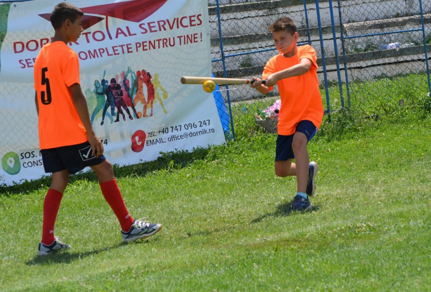 juniorii de la spicu horia medalii la campionatele nationale de oina galerie foto 696702