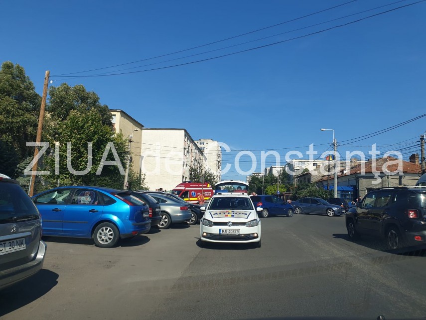 accident rutier in constanta un pieton a fost lovit de o masina pe strada bucuresti colt cu strada oborului accident rutier in constanta un pieton a fost lovit de o masina pe strada bucuresti colt cu strada oborului