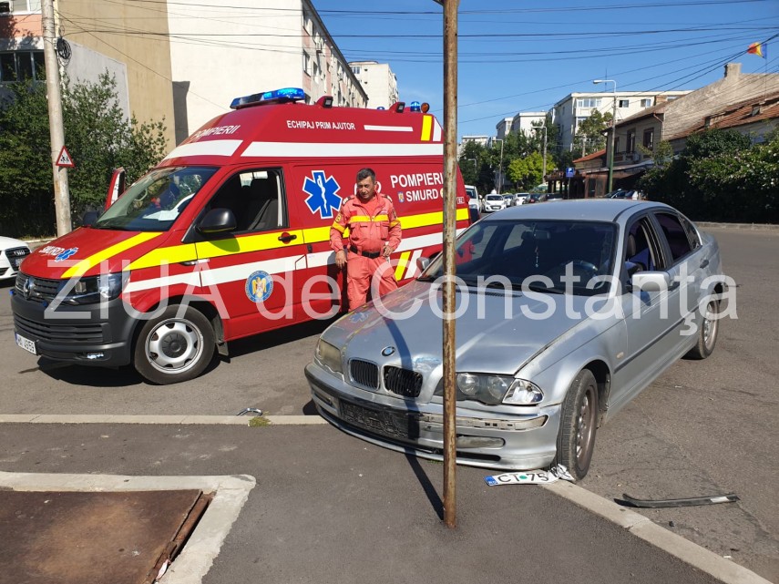 accident rutier in constanta un pieton a fost lovit de o masina pe strada bucuresti colt cu strada oborului accident rutier in constanta un pieton a fost lovit de o masina pe strada bucuresti colt cu strada oborului