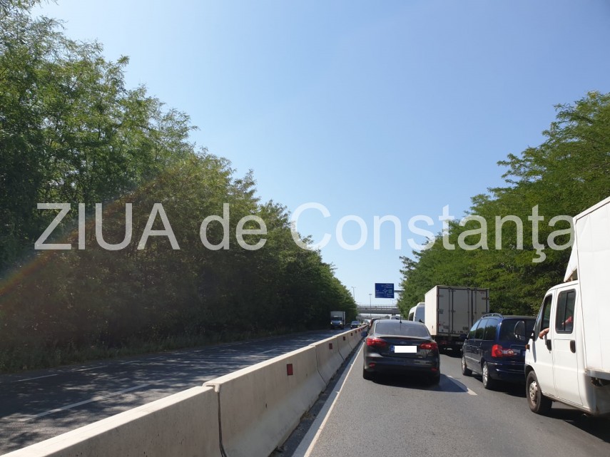 carambol rutier grav pe podul de la agigea trei masini implicate o victima este incarcerata 697660 carambol rutier grav pe podul de la agigea trei masini implicate o victima este incarcerata 697660