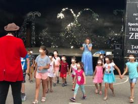 Hip-Hip Zbumzzi, acţivităţi în Ţara Piticilor. Prichindeii descoperă jocurile copilăriei în aer liber (galerie foto)