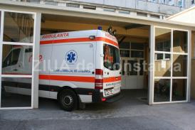 O femeie a decedat în urma coliziunii dintre o căruţă şi un autoturism. Alte trei victime sunt în spital