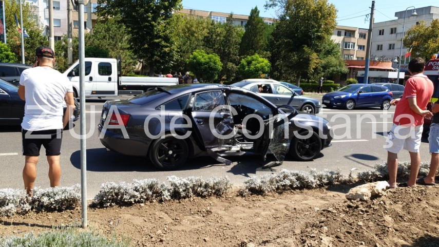 accident rutier la intersectia bulevardelor tomis si lapusneanu din constanta 698004 accident rutier la intersectia bulevardelor tomis si lapusneanu din constanta 698004