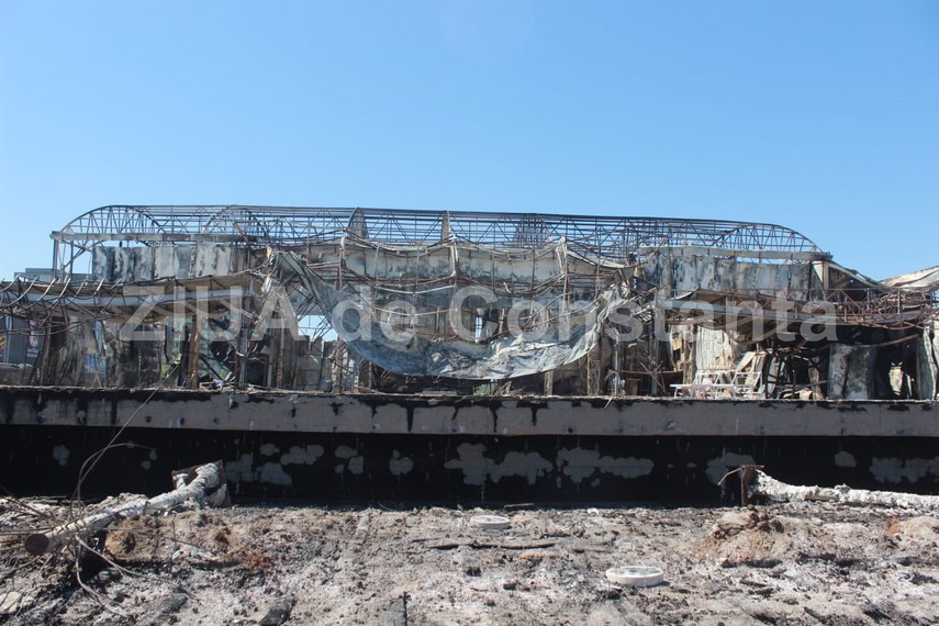 cum arata clubul bamboo din mamaia la doua zile de cand a fost pus la pamant de un incendiu galerie foto cum arata clubul bamboo din mamaia la doua zile de cand a fost pus la pamant de un incendiu galerie foto