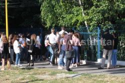 Sondaj de opinie  Mai mult de jumătate dintre participanți cred că Ministerul Educației ar fi trebuit să prelungească vacanța de vară a elevilor
