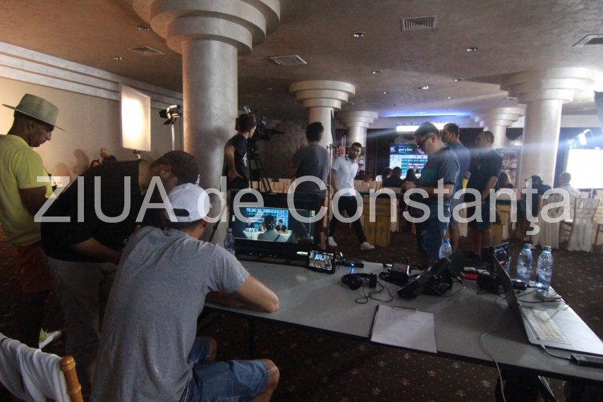 imagini de la eveniment filmari la mamaia pentru productia back2back ionut iftimoaie este ivan galerie imagini de la eveniment filmari la mamaia pentru productia back2back ionut iftimoaie este ivan galerie