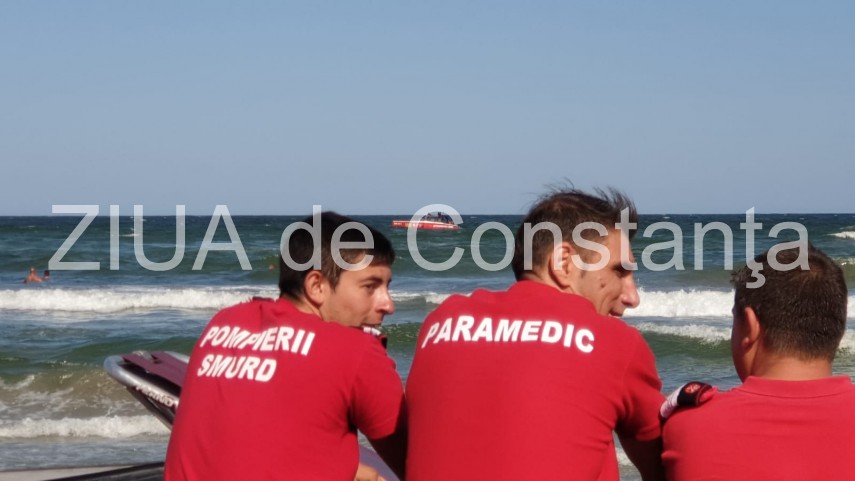 doua persoane in pericol de inec iar alta scoasa la mal la mamaia intervin echipaje smurd 699202 doua persoane in pericol de inec iar alta scoasa la mal la mamaia intervin echipaje smurd 699202
