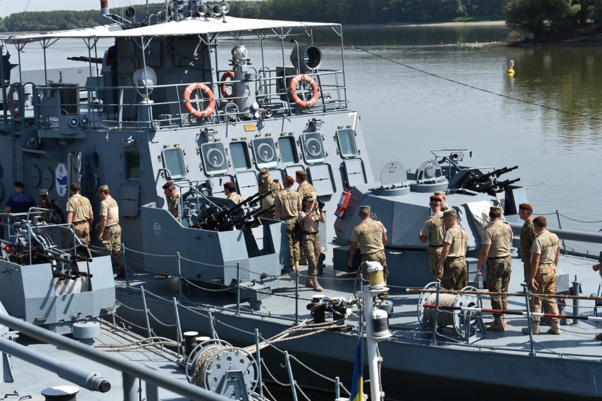 comandantul brigazii 8 larom in vizita la flotila fluviala galerie foto 699193 comandantul brigazii 8 larom in vizita la flotila fluviala galerie foto 699193