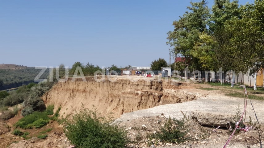 lucrarile de reabilitare a taluzului care a luat o la vale la cumpana verificate de supervision construction lucrarile de reabilitare a taluzului care a luat o la vale la cumpana verificate de supervision construction