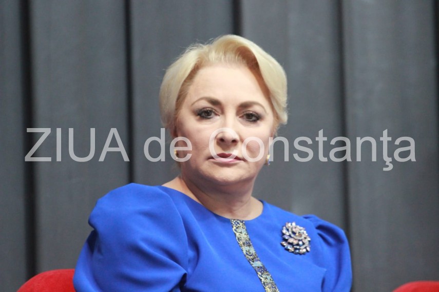 dancila huiduita din nou la mamaia conducerea psd fata in fata cu pensionarii din constanta galerie foto dancila huiduita din nou la mamaia conducerea psd fata in fata cu pensionarii din constanta galerie foto