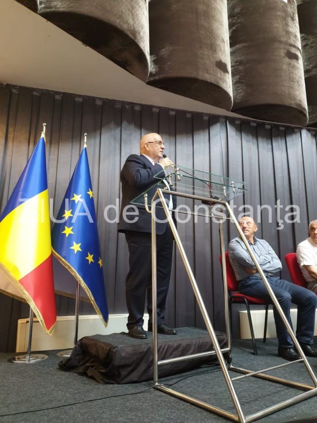 dancila huiduita din nou la mamaia conducerea psd fata in fata cu pensionarii din constanta galerie foto dancila huiduita din nou la mamaia conducerea psd fata in fata cu pensionarii din constanta galerie foto