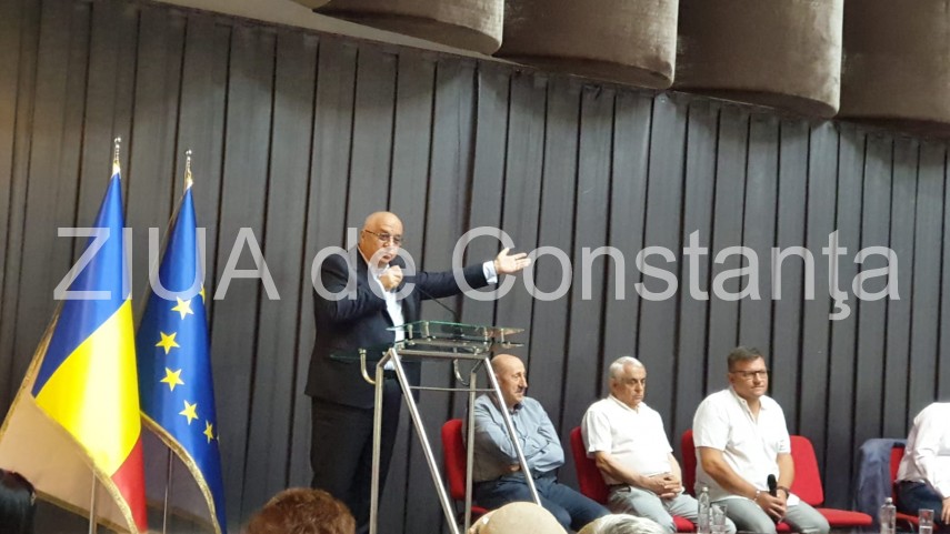 dancila huiduita din nou la mamaia conducerea psd fata in fata cu pensionarii din constanta galerie foto dancila huiduita din nou la mamaia conducerea psd fata in fata cu pensionarii din constanta galerie foto