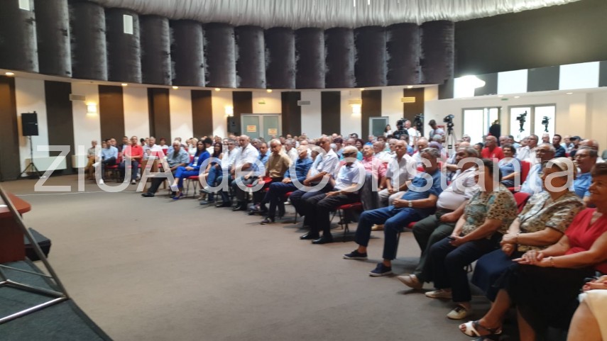 dancila huiduita din nou la mamaia conducerea psd fata in fata cu pensionarii din constanta galerie foto dancila huiduita din nou la mamaia conducerea psd fata in fata cu pensionarii din constanta galerie foto