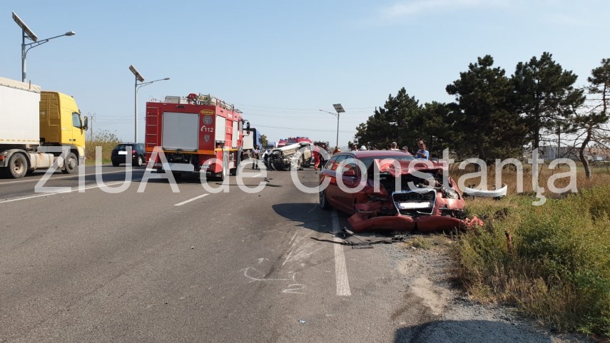 accident grav in ovidiu cinci victime doua incarcerate 699464 accident grav in ovidiu cinci victime doua incarcerate 699464