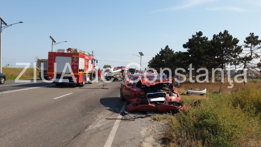 accident grav in ovidiu cinci victime doua incarcerate 699464 accident grav in ovidiu cinci victime doua incarcerate 699464