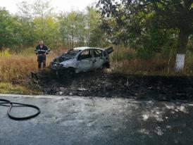 Incendiu autoturism în Neptun (Galerie foto) 