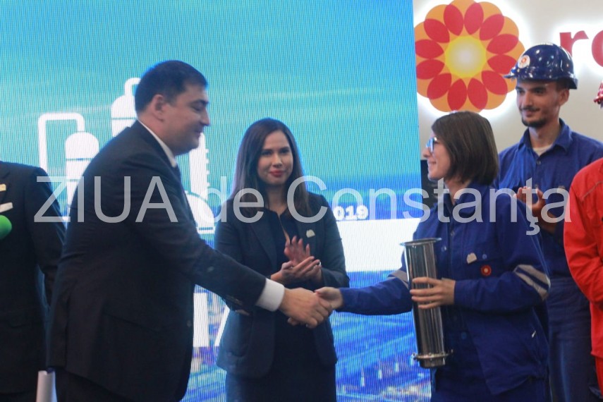 40 de ani de la pornirea instalatiilor rafinaria petromidia la ceas aniversar cum a fost celebrat evenimentul 40 de ani de la pornirea instalatiilor rafinaria petromidia la ceas aniversar cum a fost celebrat evenimentul