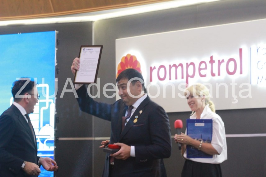 40 de ani de la pornirea instalatiilor rafinaria petromidia la ceas aniversar cum a fost celebrat evenimentul 40 de ani de la pornirea instalatiilor rafinaria petromidia la ceas aniversar cum a fost celebrat evenimentul