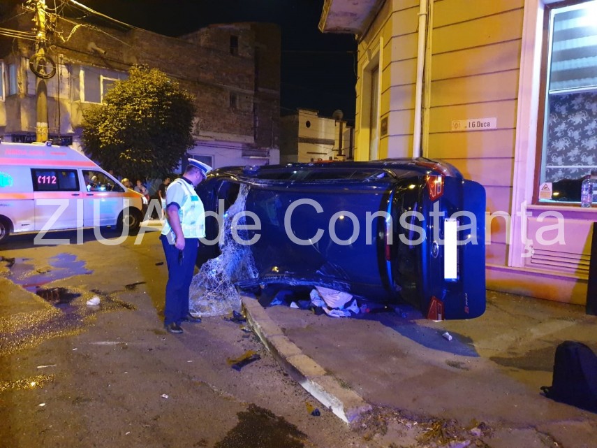 autoturism rasturnat in constanta zona anaf doua persoane sunt incarcerate 699865 autoturism rasturnat in constanta zona anaf doua persoane sunt incarcerate 699865