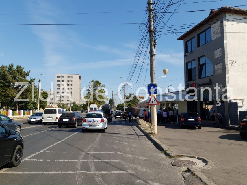 accident rutier pe strada dezrobirii din constanta 700418 accident rutier pe strada dezrobirii din constanta 700418