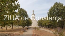 Monumentul Triumfal Tropaeum Traiani în culorile toamnei (fotoreportaj)    