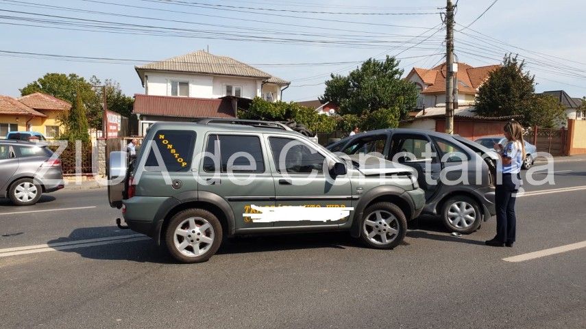 accident rutier cu mai multe victime la sensul giratoriu agigea 700514 accident rutier cu mai multe victime la sensul giratoriu agigea 700514