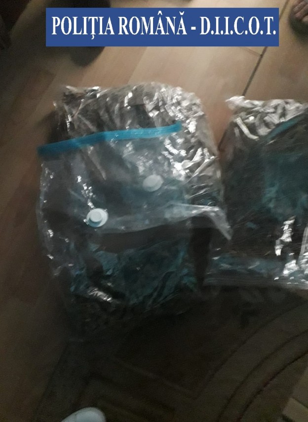 grup infractional specializat in trafic de droguri destructurat galerie foto 701828 grup infractional specializat in trafic de droguri destructurat galerie foto 701828