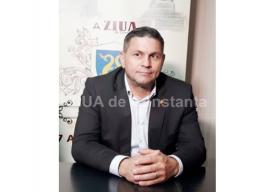 Primarul Valentin Stanciu - „Pentru mine, au o valoare inestimabilă“  Comuna Topalu caută evaluator pentru Colecţia Dinu şi Sevasta Vintilă 