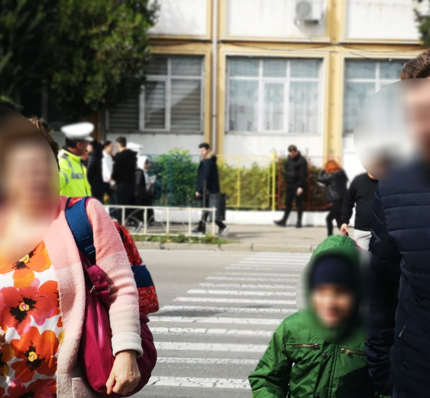 siguranta elevilor din constanta pusa pe seama politiei locale 702309