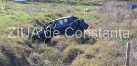 UPDATE Maşină răsturnată la ieşire din Murfatlar. Persoană, rănită. (galerie foto+video)     