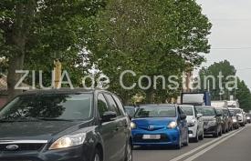 Atenţie şoferi la folosirea telefoanelor mobile De azi este în vigoare Ordonanţa nr. 11/2019 privind circulaţia pe drumurile publice     