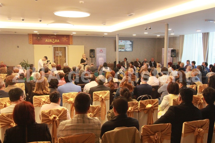 volumele pe drumurile istoriei lansate la constanta tasin gemil nu suntem urmasii mongolilor galerie volumele pe drumurile istoriei lansate la constanta tasin gemil nu suntem urmasii mongolilor galerie