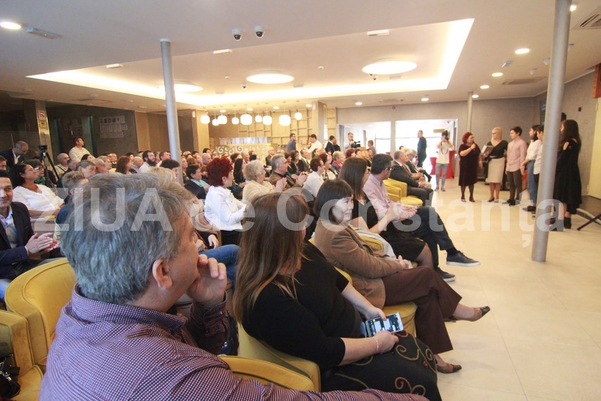 volumele pe drumurile istoriei lansate la constanta tasin gemil nu suntem urmasii mongolilor galerie volumele pe drumurile istoriei lansate la constanta tasin gemil nu suntem urmasii mongolilor galerie