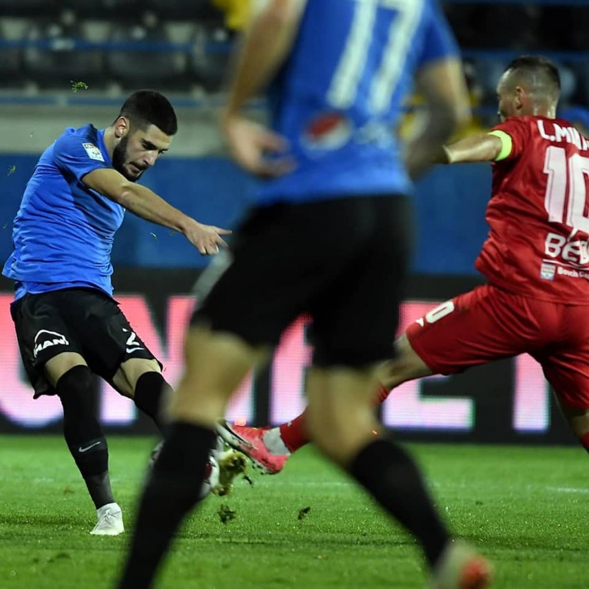 legendarul rivaldo prezent la meci fc viitorul a invins chindia targoviste si a urcat pe locul intai legendarul rivaldo prezent la meci fc viitorul a invins chindia targoviste si a urcat pe locul intai