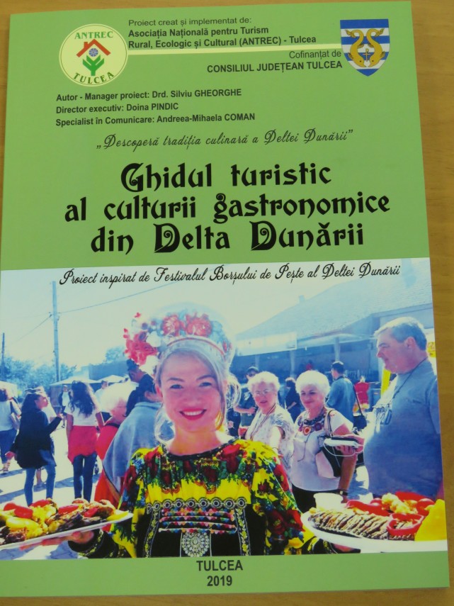 ghidul turistic al culturii gastronomice din delta dunarii a fost lansat galerie foto 704578 ghidul turistic al culturii gastronomice din delta dunarii a fost lansat galerie foto 704578