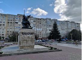 Parcul de la Casa de Cultură poartă de acum numele “Parcul Regina Maria” (galerie foto) 