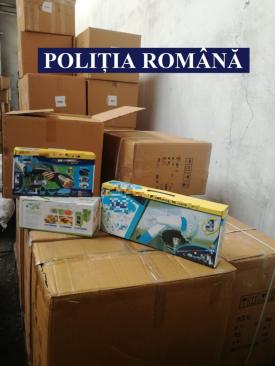 Electrocasnice susceptibile a fi contrafacute, confiscate de oamenii legii în portul Constanţa (galerire foto)