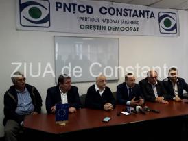 Conferință comună PSD-PNȚCD la Constanța. Felix Stroe anunță liste comune cu ţărăniştii la alegerile locale (galerie foto)             