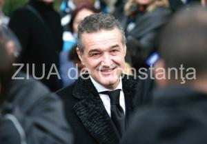  UPDATE Gigi Becali și nepotul său, Vasile Geambazi, la DNA    